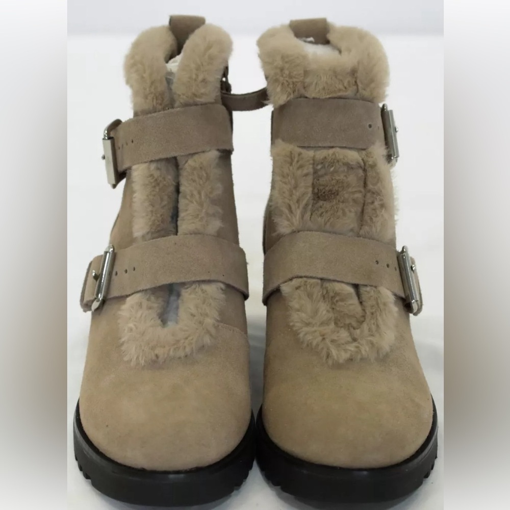 New Violet and Red Hailey Booties Gray  Sz 8.5  New Without a Box No Flaws Seen
